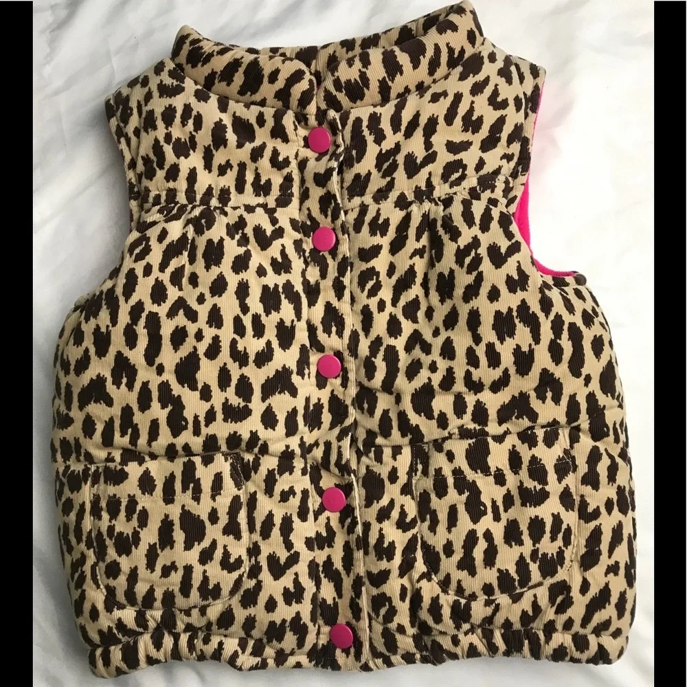 CARTERS Leopard Vest Flamingo and  shorts SONOMA 4